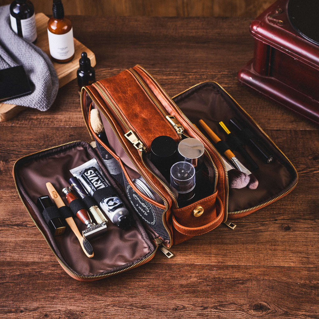 Personalized Travel Bag Set, Personalized Groomsmen Gift, Mens Toiletry Bag, Weekender Bag Monogrammed
