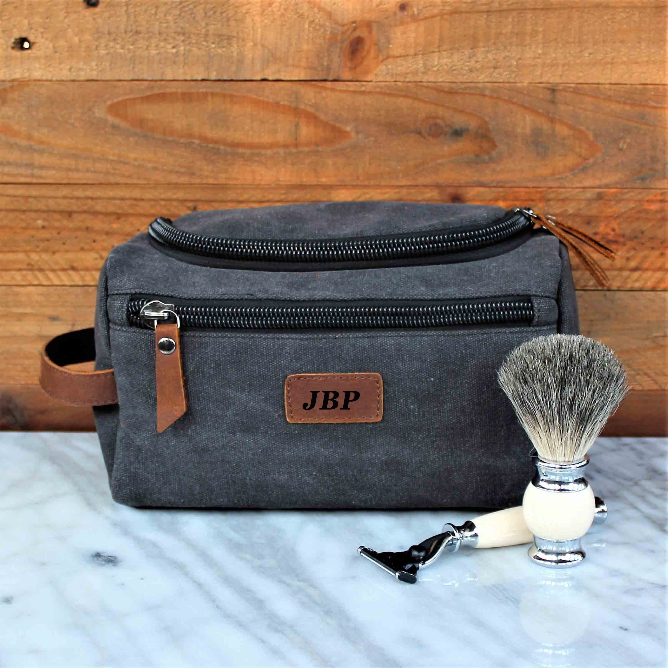 Personalized Groomsmen Gift, Cusotm Leather Toiletry Bag, Leather Dopp Kit,  Men's Shaving Kit