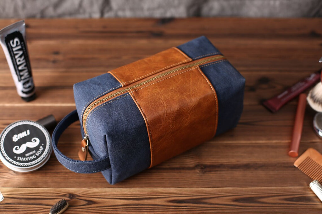 Personalized Groomsmen Gifts, Unisex Toiletry Bags, Groomsmen Proposal Gifts, Vegan Leather Dopp Kit, Best Men Gift