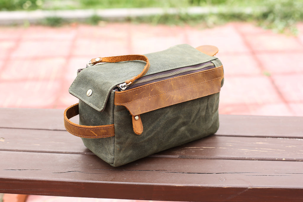 Groomsmen Gift, Personalized Waxed Canvas Toiletry Bag with Monogram, Dopp Kit, Mens Gift, Wedding Gift